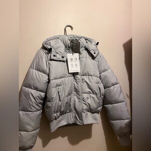 Hollister Women's Silver Puffer Jacket
